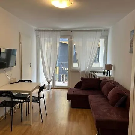 Z Apart Laciarska Street - 100 M Town Hall-3 Apartment *